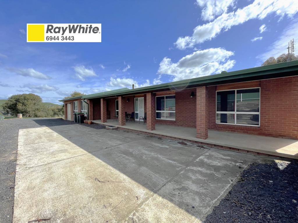 105 CAMPHOR LANE, GUNDAGAI, NSW 2722