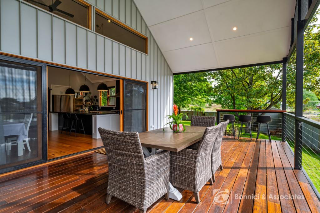 18 John St, Beechworth, VIC 3747