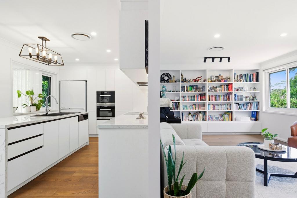 19 Bristol Ave, Wahroonga, NSW 2076