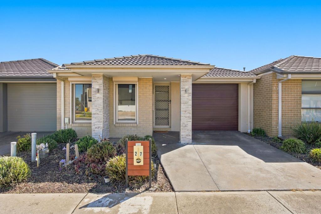 27 Australorp Dr, Clyde North, VIC 3978
