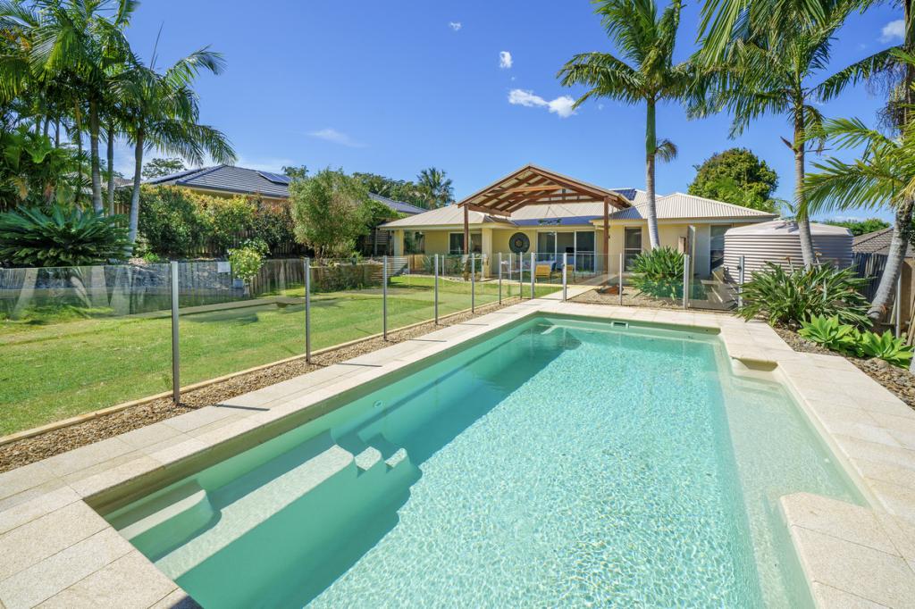 1 Salmean Cct, Port Macquarie, NSW 2444