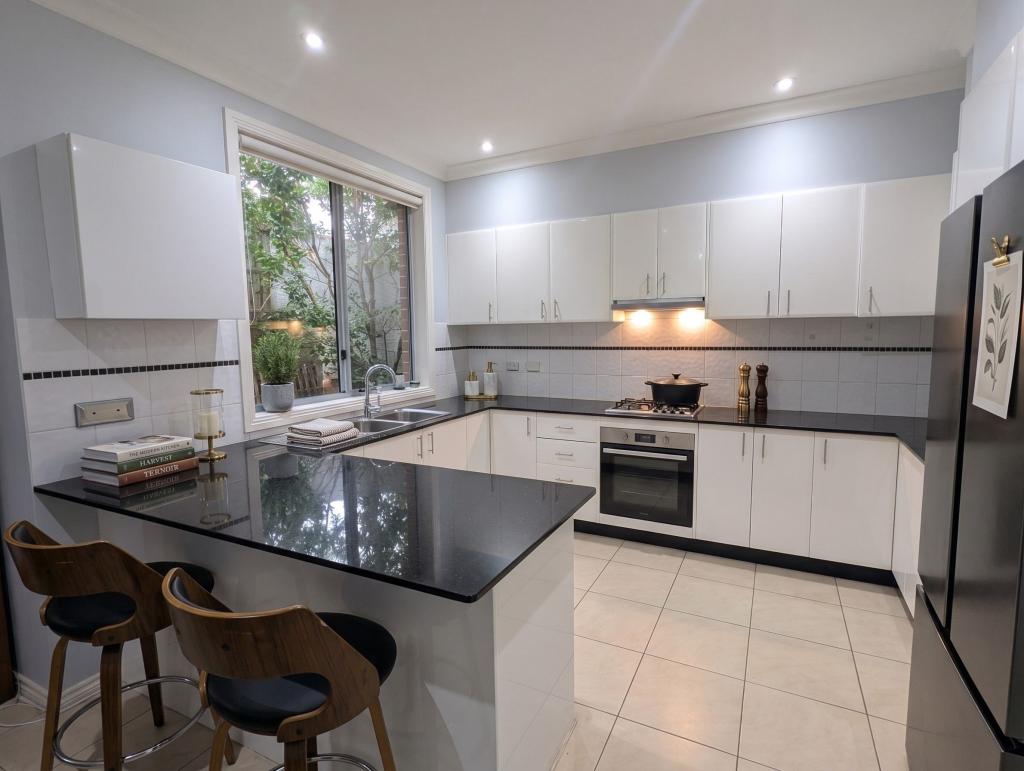 1/1 Webb Ave, Hornsby, NSW 2077