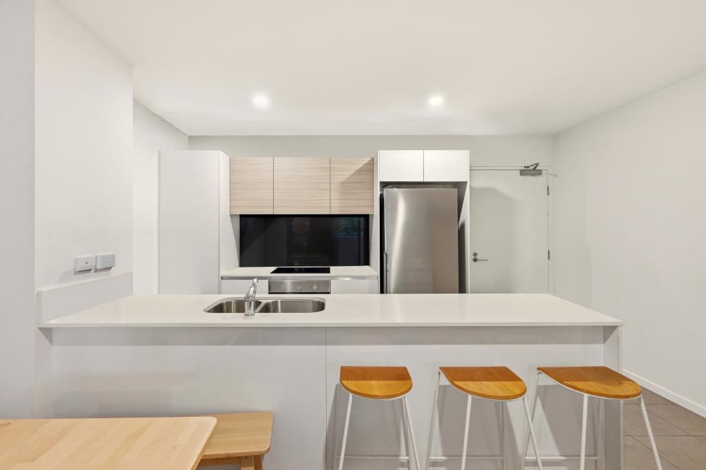 3211/1-7 Waterford Ct, Bundall, QLD 4217