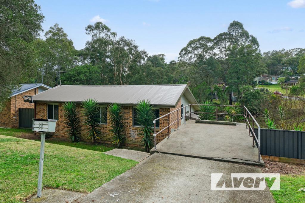 11 Lochend Pl, Bolton Point, NSW 2283