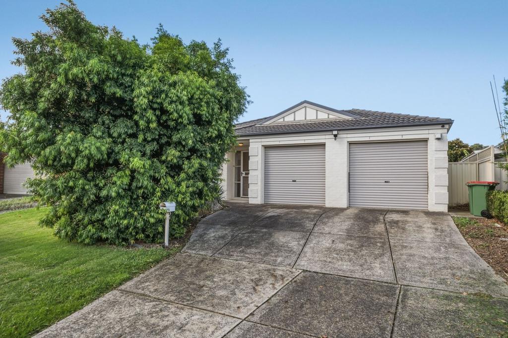 10 Teal Pl, Pakenham, VIC 3810