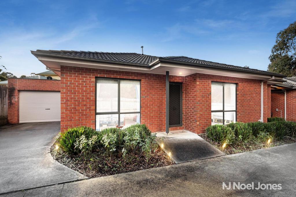 17a Croydondale Dr, Mooroolbark, VIC 3138