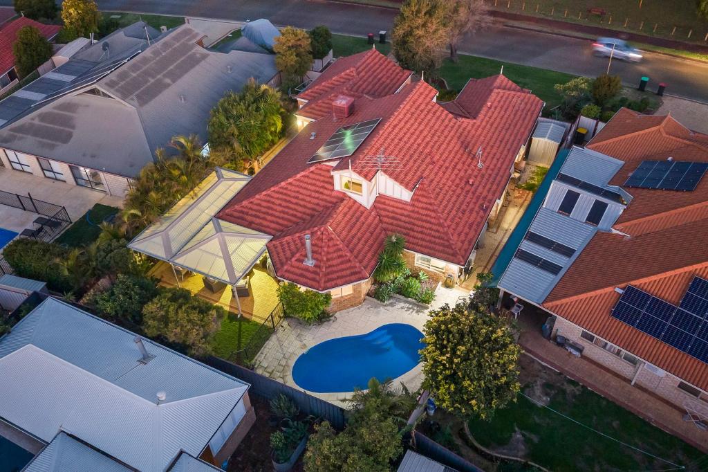 41 Ambassador Dr, Currambine, WA 6028