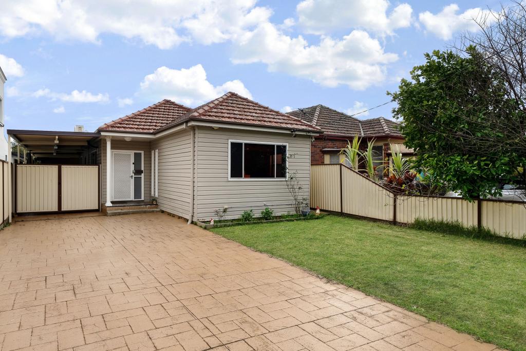 11 Robinson St S, Wiley Park, NSW 2195