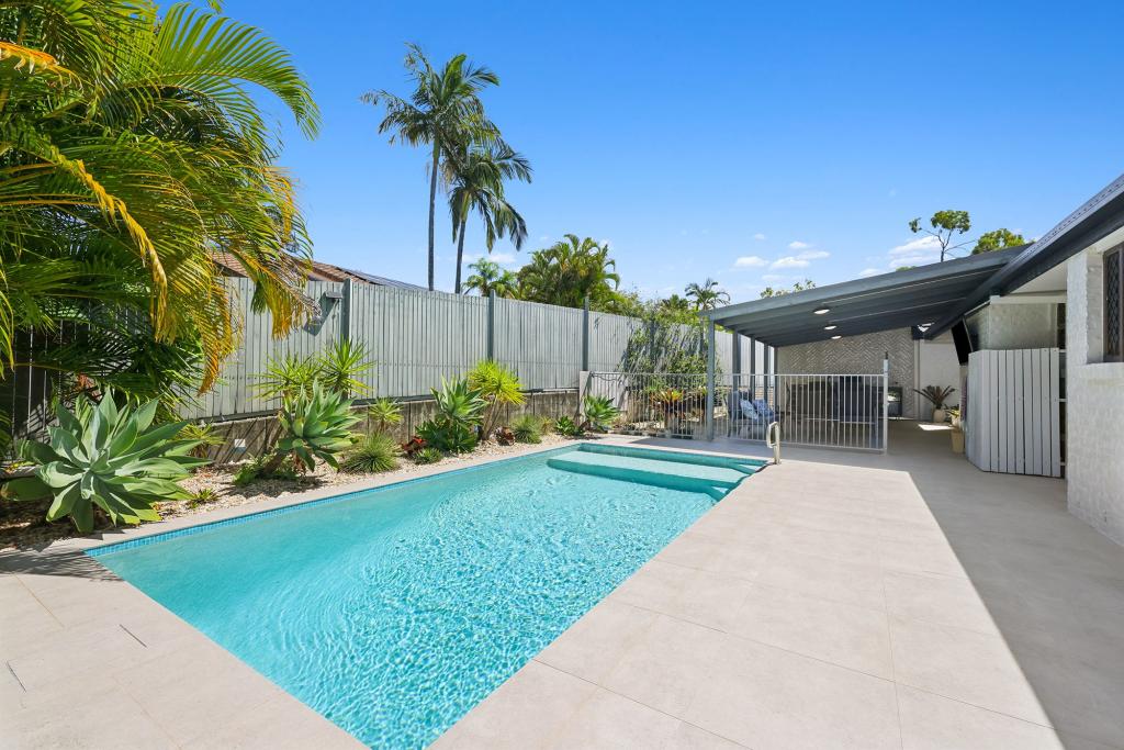 38 Glen Eagles Dr, Robina, QLD 4226