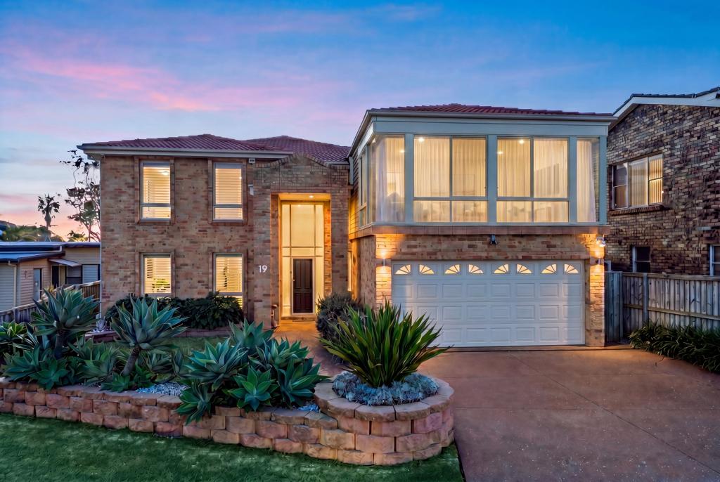 19 Shell Cove Rd, Barrack Point, NSW 2528
