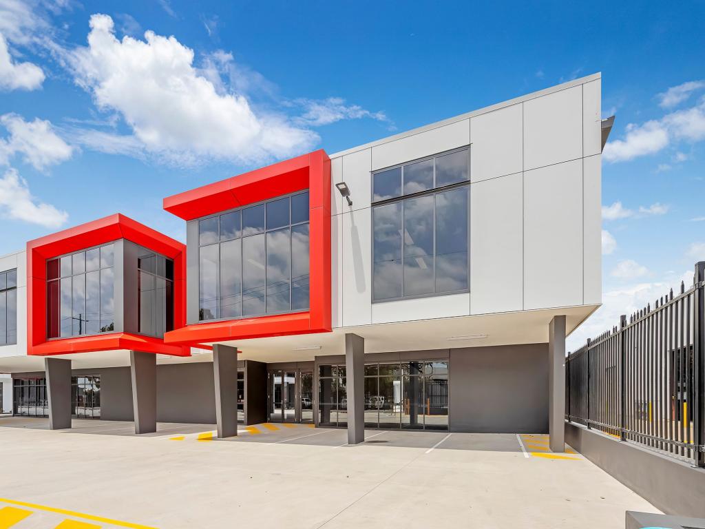 229-231/1307 Kingsford Smith Dr, Pinkenba, QLD 4008