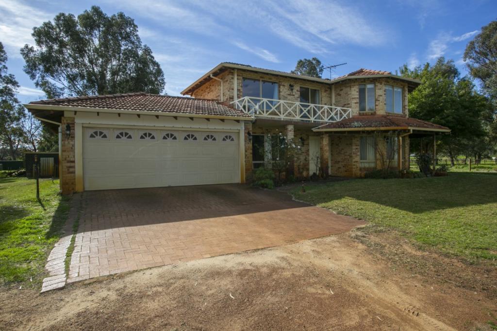 31 Paterson Rd, Henley Brook, WA 6055