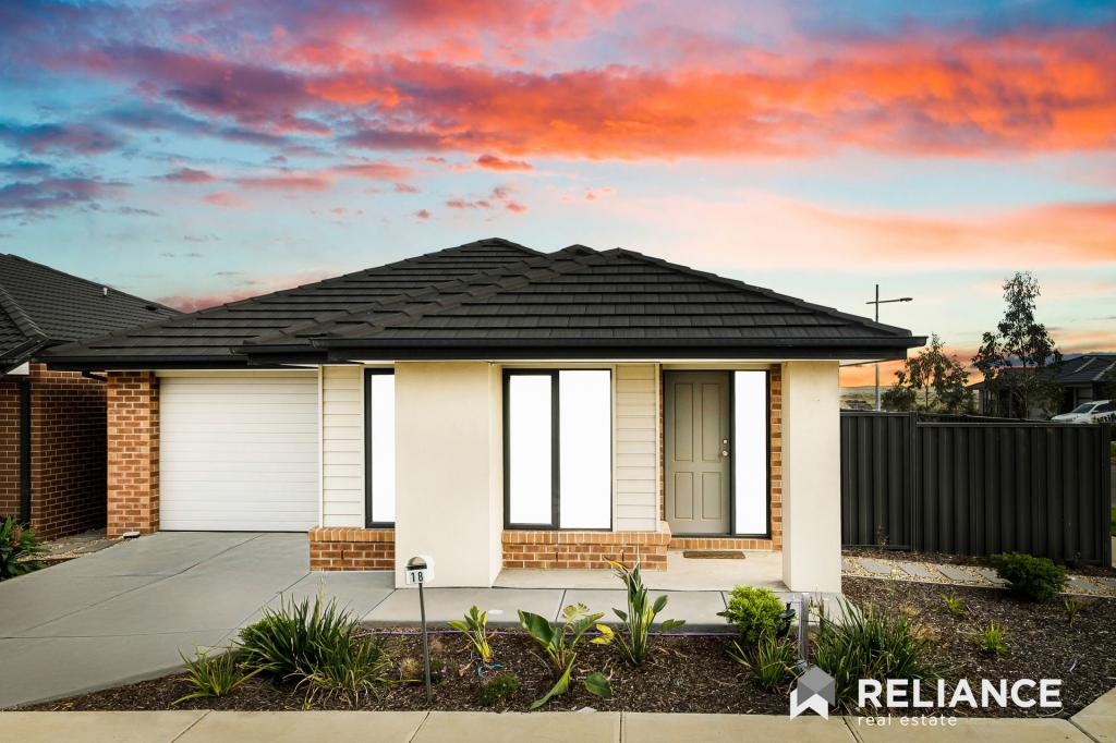 18 Bankston Rd, Werribee, VIC 3030