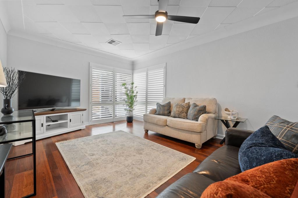 1 Allen Cl, Rockingham, WA 6168