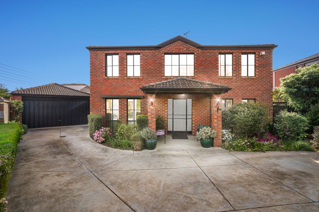 8 Belinda Ct, Bentleigh East, VIC 3165