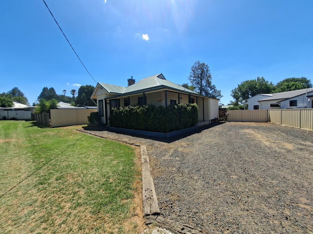 6 Nandoura St, Gulgong, NSW 2852