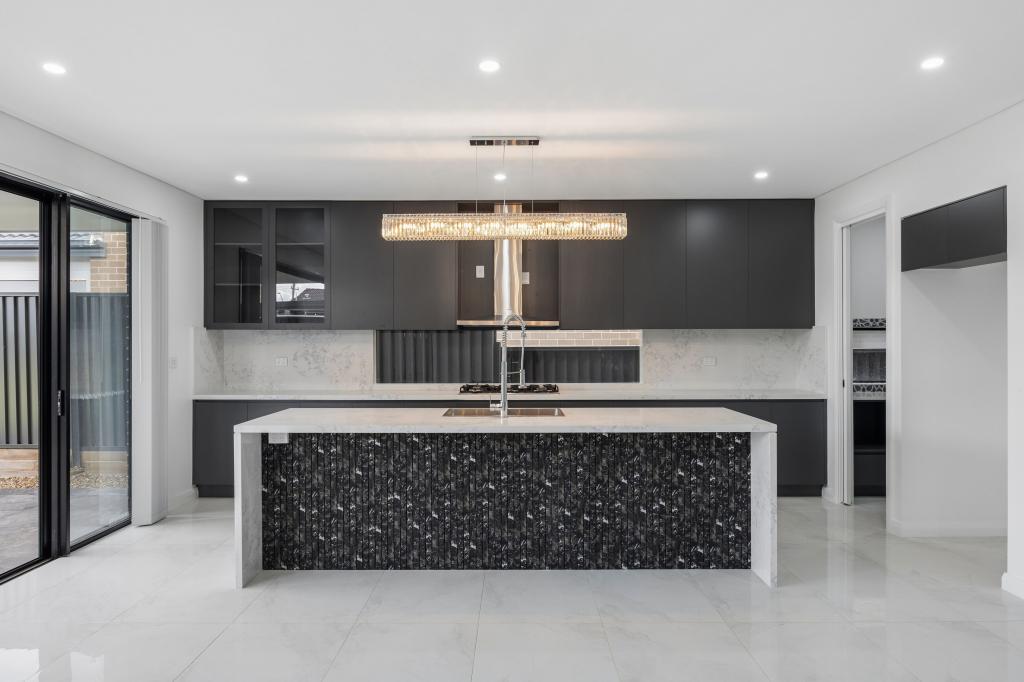 9 Connor St, Riverstone, NSW 2765