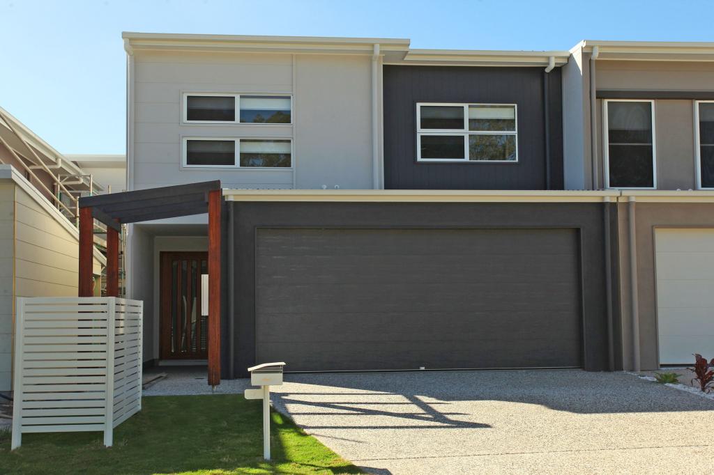 17 Roundbush Cct, Maroochydore, QLD 4558