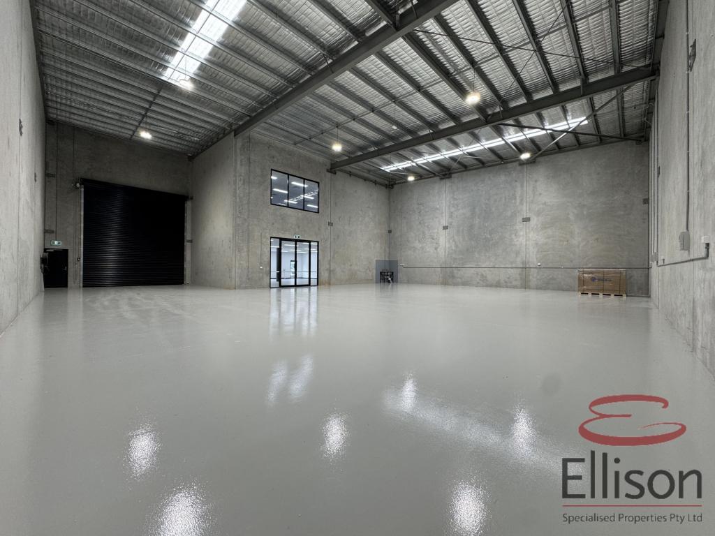 2/2 Stone Ct, Kingston, QLD 4114