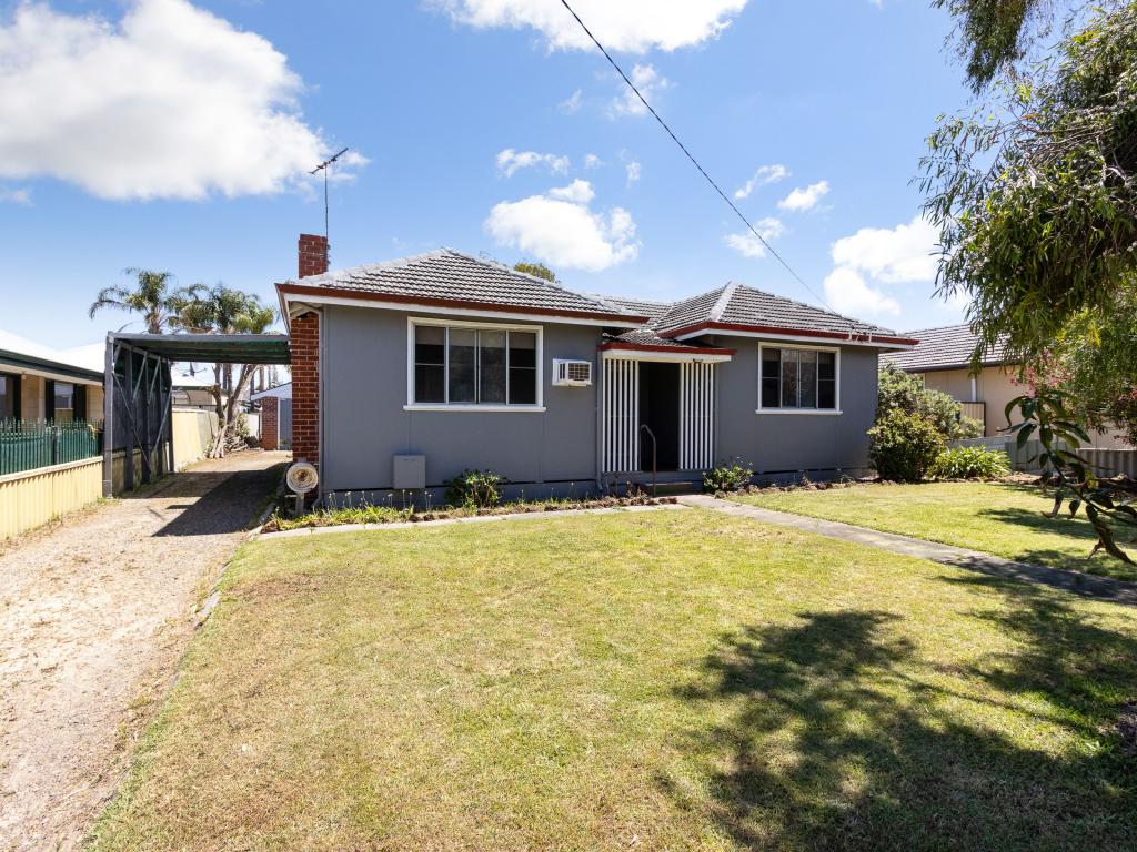 320 Wharf St, Queens Park, WA 6107