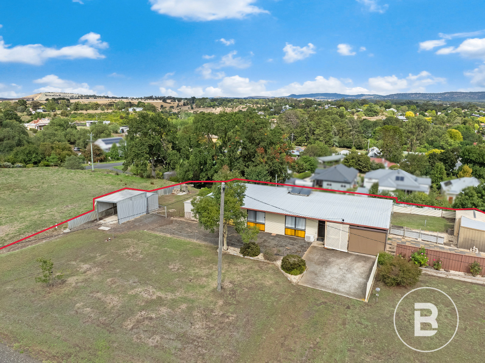 22 Leslie St, Clunes, VIC 3370