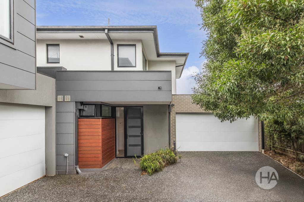 4/3 Bayview Rd, Mornington, VIC 3931