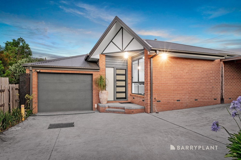 2/4 Kelly St, Bayswater, VIC 3153