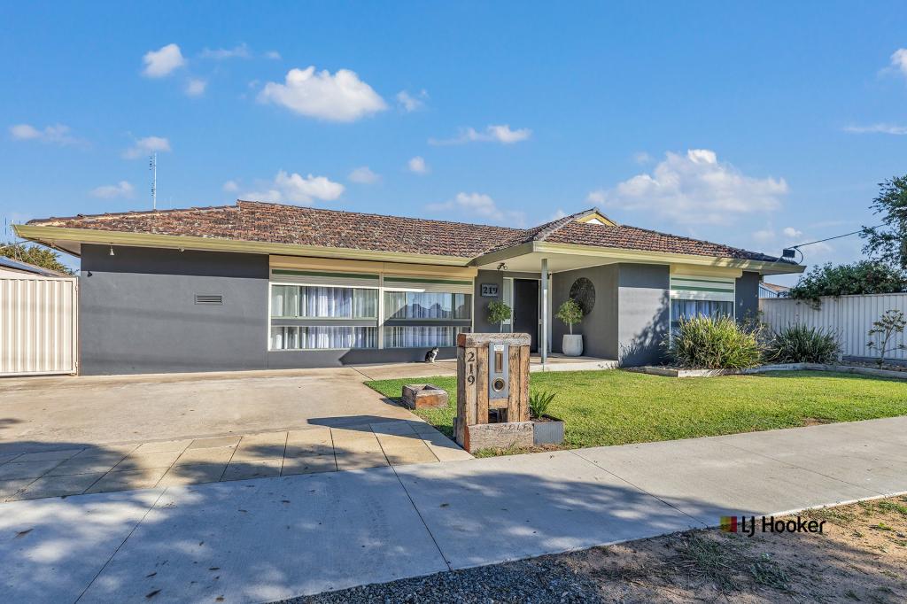 219 HIGH ST, ECHUCA, VIC 3564