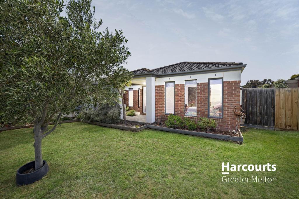 4 Claire Ct, Kurunjang, VIC 3337