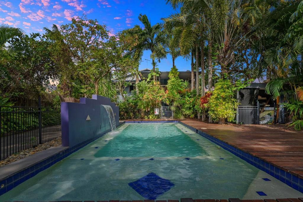 5 Phillips St, Machans Beach, QLD 4878