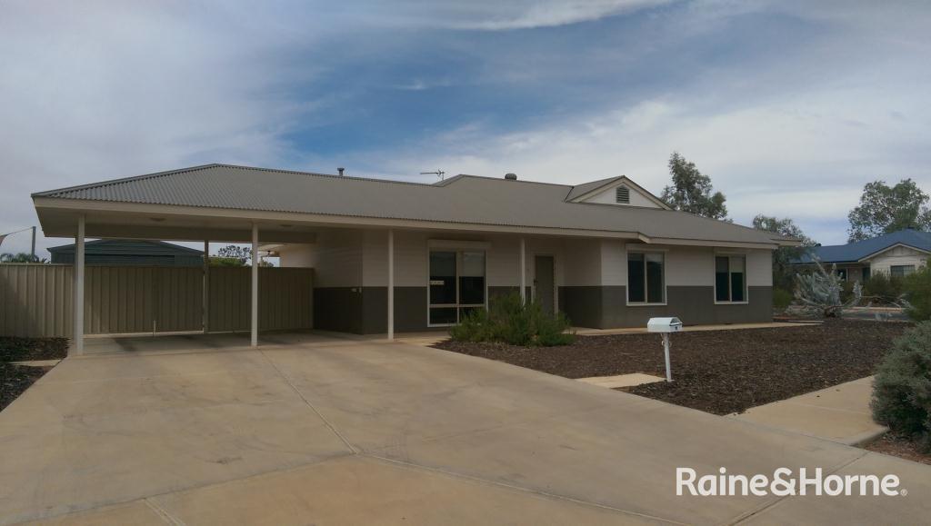 13 Wattle Dr, Roxby Downs, SA 5725