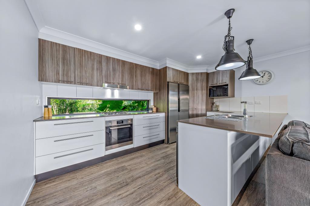 14 Pearl St, Cannonvale, QLD 4802