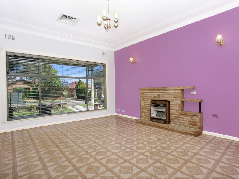 33 Glendale Ave, Narwee, NSW 2209