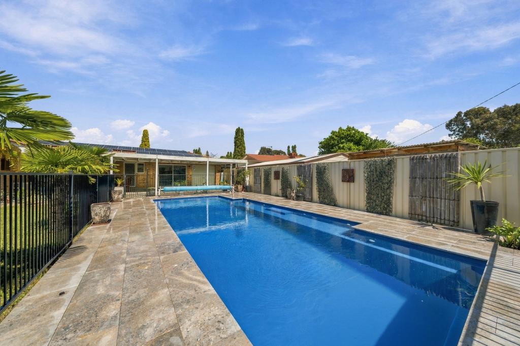 6 Hanretty Pl, Bonython, ACT 2905