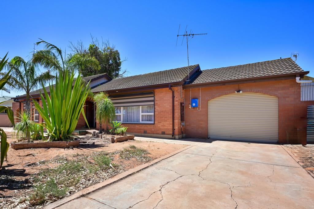 110 Flinders Ave, Whyalla Stuart, SA 5608