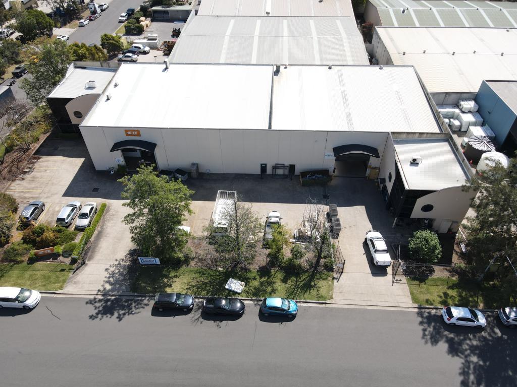 1/4 Reaghs Farm Rd, Minto, NSW 2566