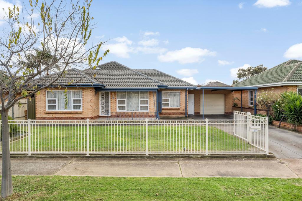 17 Dillon Ave, Flinders Park, SA 5025