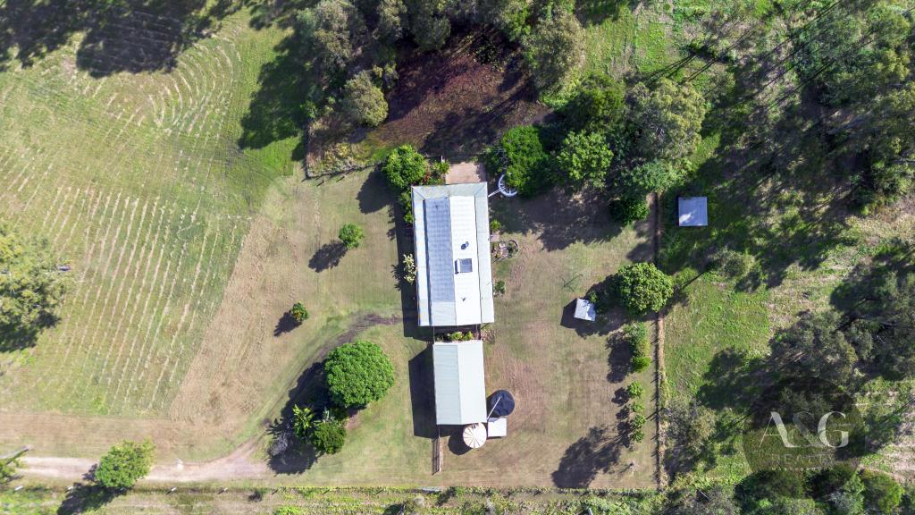 40 Philip Dr, Teddington, QLD 4650