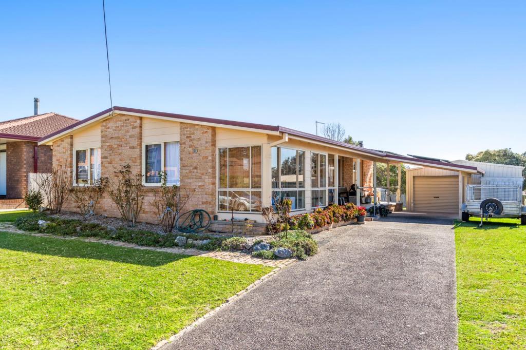 30 Coila Ave, Tuross Head, NSW 2537