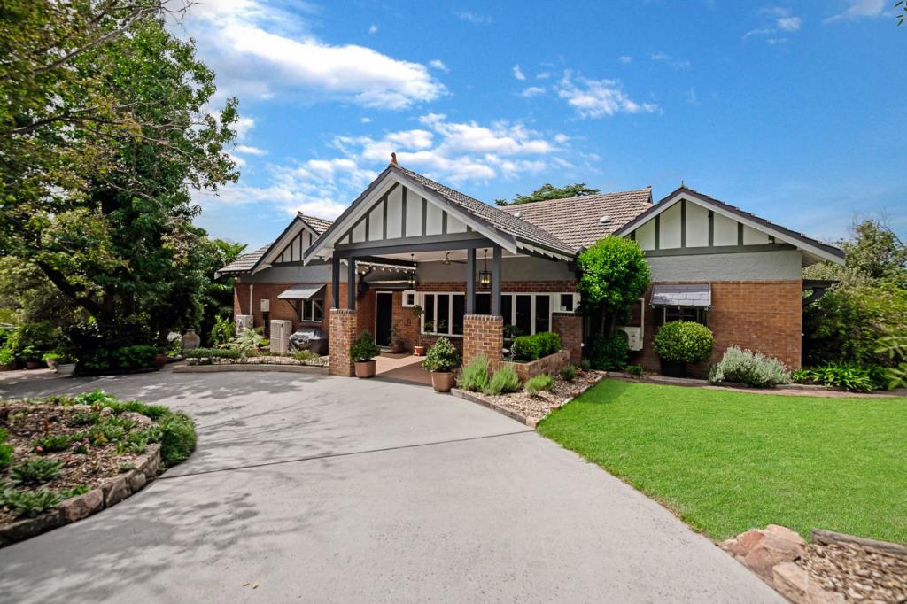 383 Russell St, Bathurst, NSW 2795