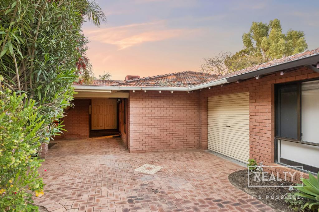 25B THOMAS WAY, KARRINYUP, WA 6018