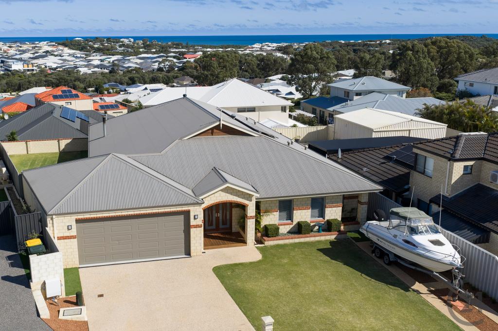 18 MERREDIN HTS, DAWESVILLE, WA 6211