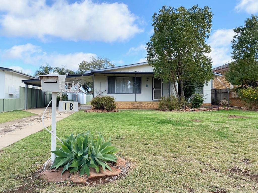 18 Turner St, Griffith, NSW 2680