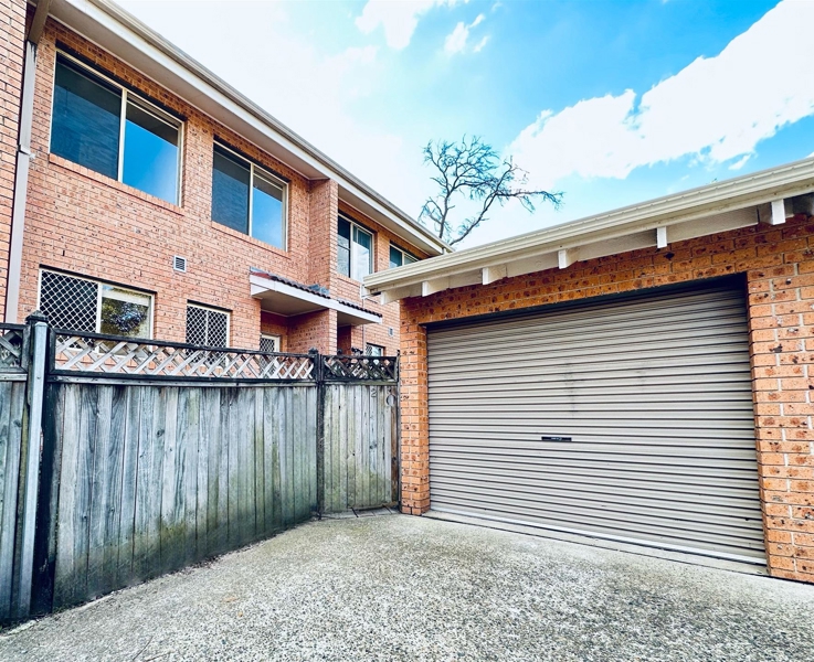 2/340 Marsden Rd, Carlingford, NSW 2118