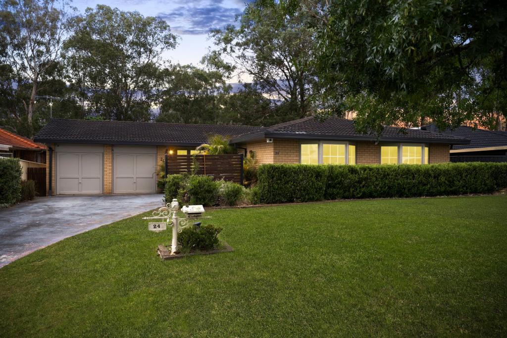 24 Popondetta Pl, Glenfield, NSW 2167