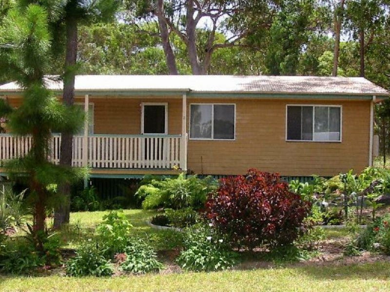 13 Ibis St, Macleay Island, QLD 4184