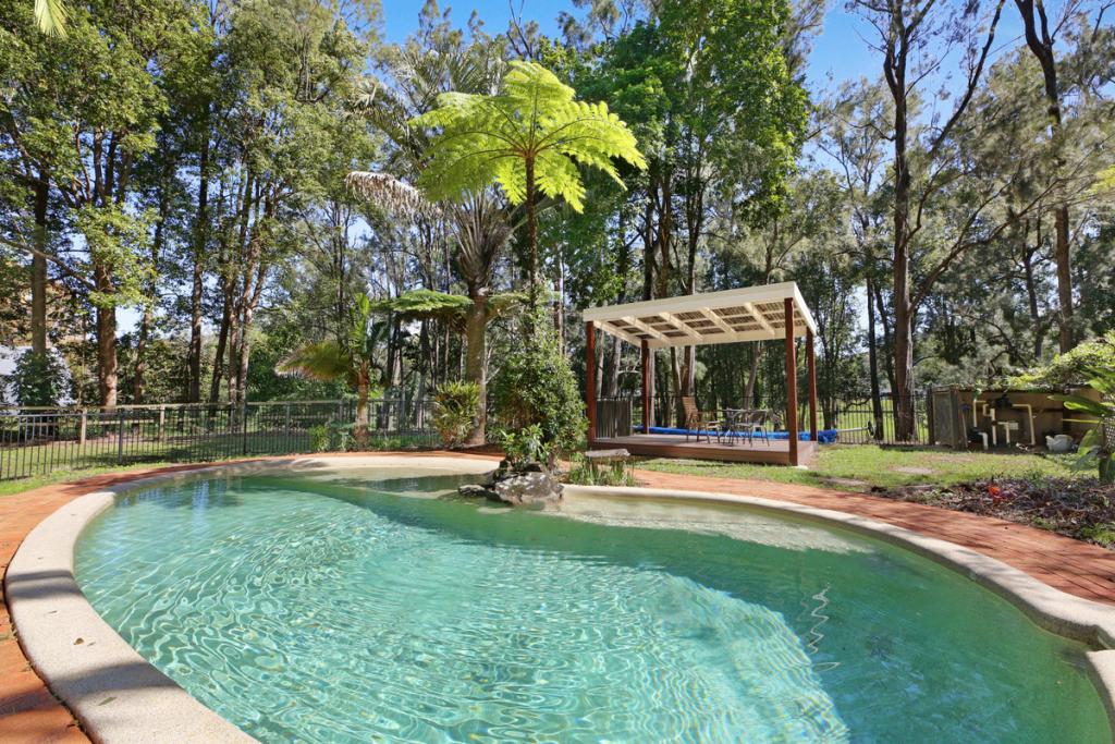 82 Coorabin Ct, Tallebudgera, QLD 4228
