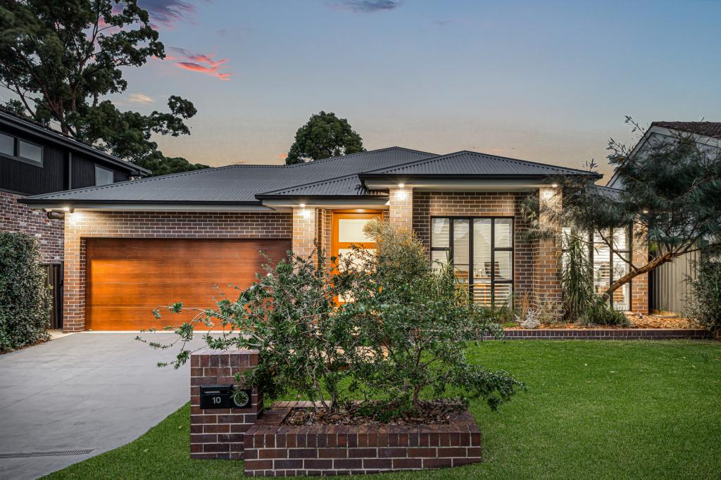 10 Hinkler St, Smithfield, NSW 2164
