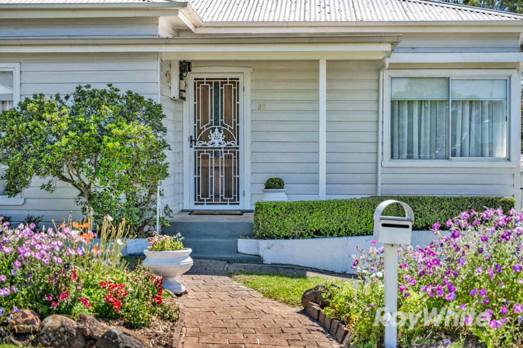 32 Gregson St, Gloucester, NSW 2422