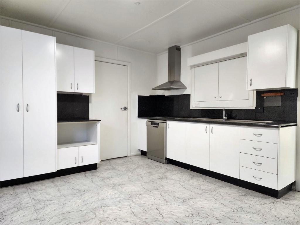 2a Cluden Cl, Toongabbie, NSW 2146